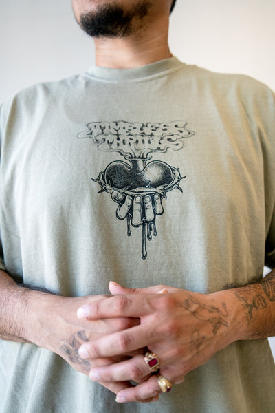 SACRED HEART Tee khaki